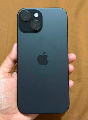 iPhone 15 128GB